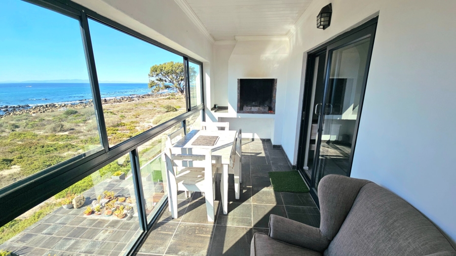 5 Bedroom Property for Sale in Sandy Point Beach Estate Western Cape